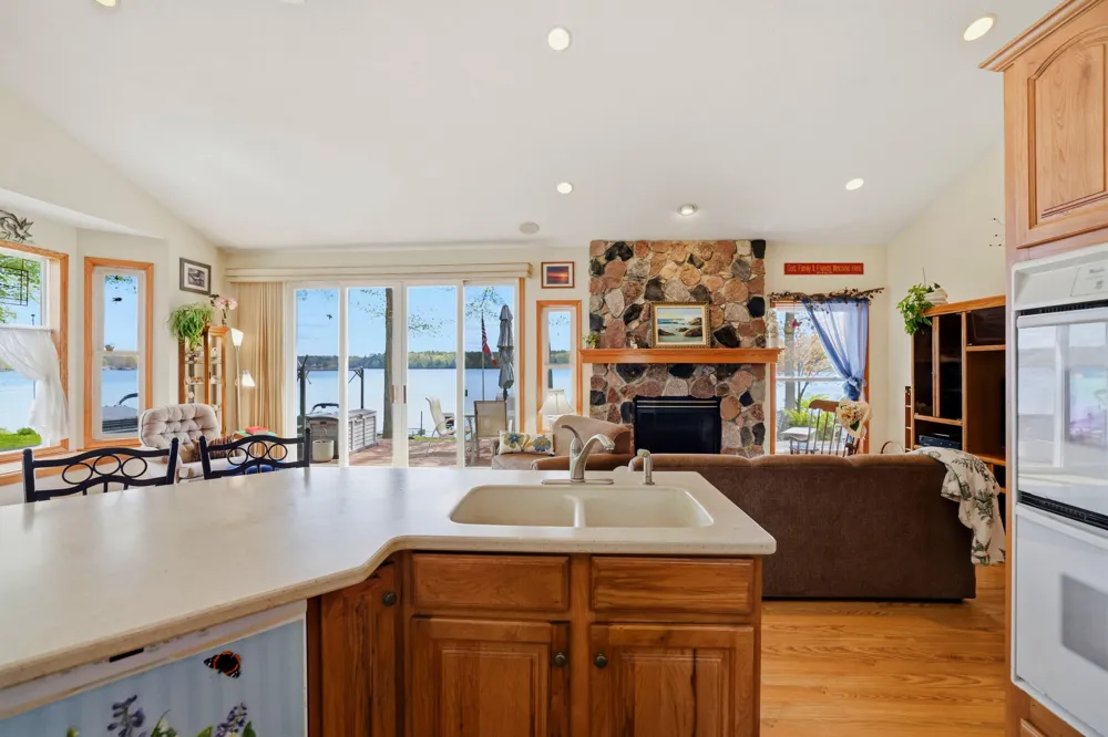 5550 Cozy Point Drive Newaygo, MI 49337