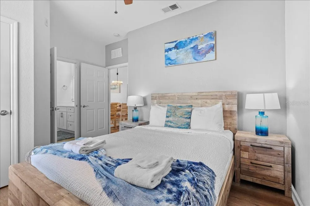 4126 BREAKVIEW DRIVE #40601 Orlando, FL 32819
