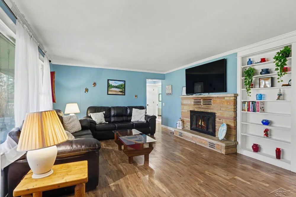 1596 Douglas Drive Alabaster Township, MI 48763
