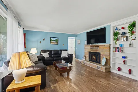 1596 Douglas Drive