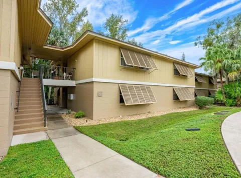 140 ORCHID WOODS COURT #15B