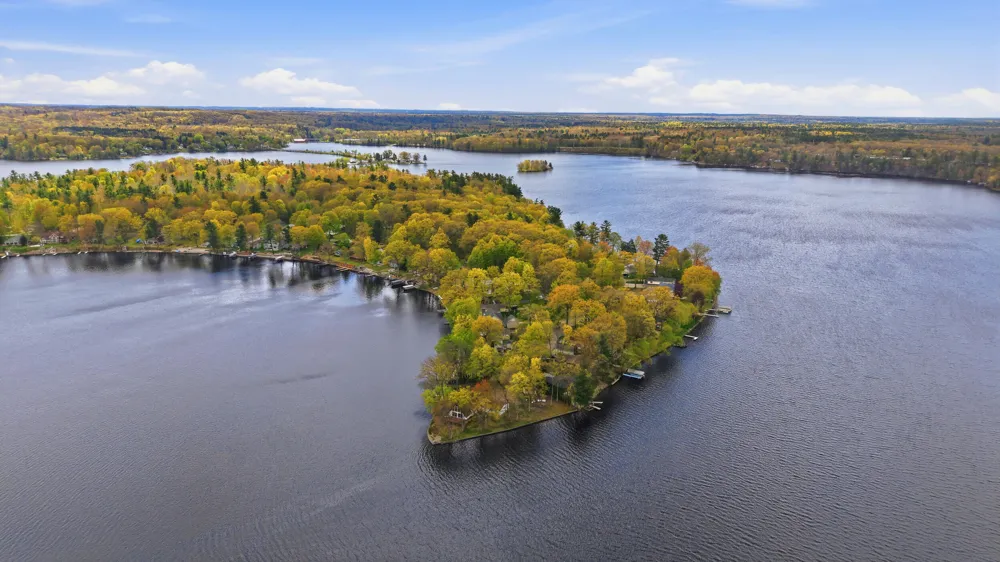 5550 Cozy Point Drive Croton Township, MI 49337
