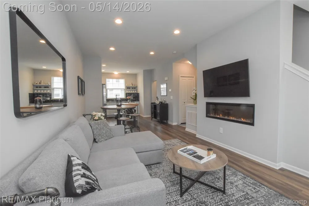 199 Katie Lane Brighton City, MI 48116