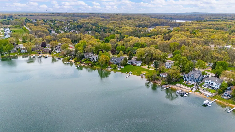 434 Crooked Lake Drive W Texas Charter Township, MI 49009