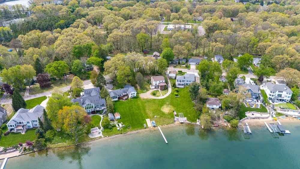 434 Crooked Lake Drive W Texas Charter Township, MI 49009