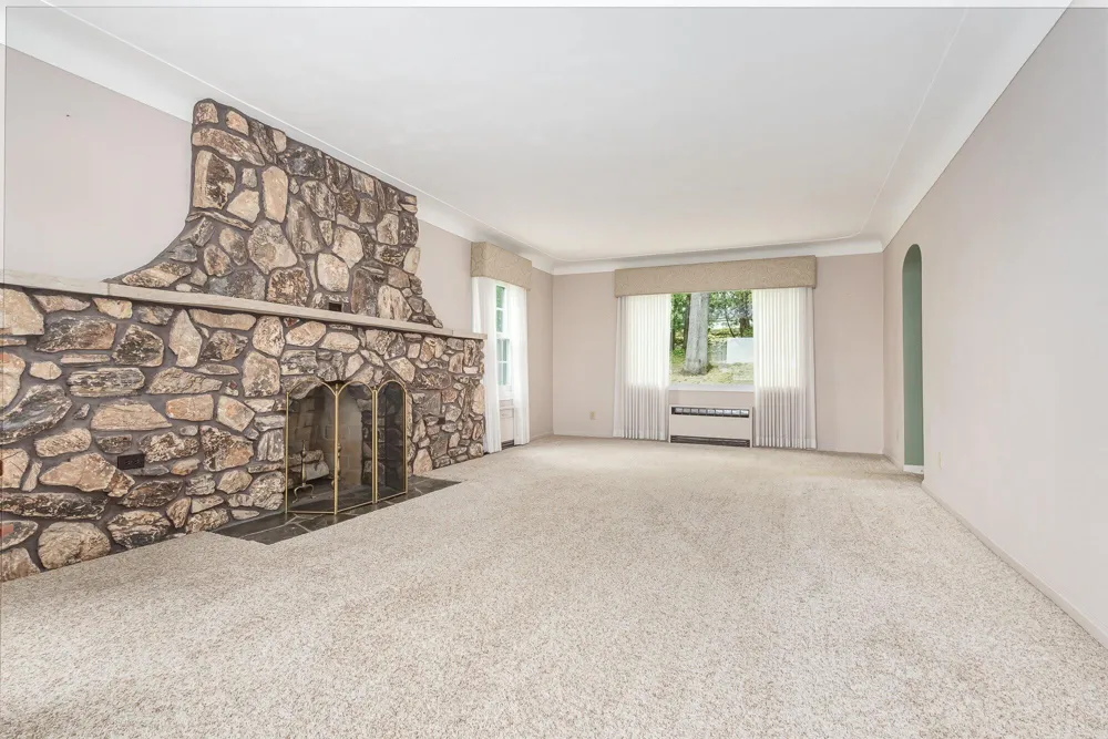 434 Crooked Lake Drive W Texas Charter Township, MI 49009