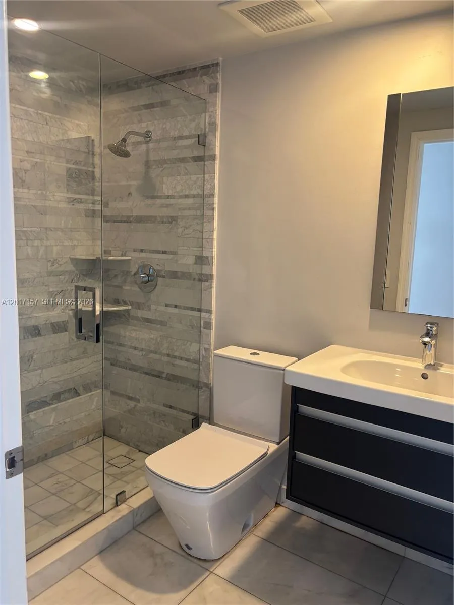 50 Ocean Lane Dr #404 Key Biscayne, FL 33149