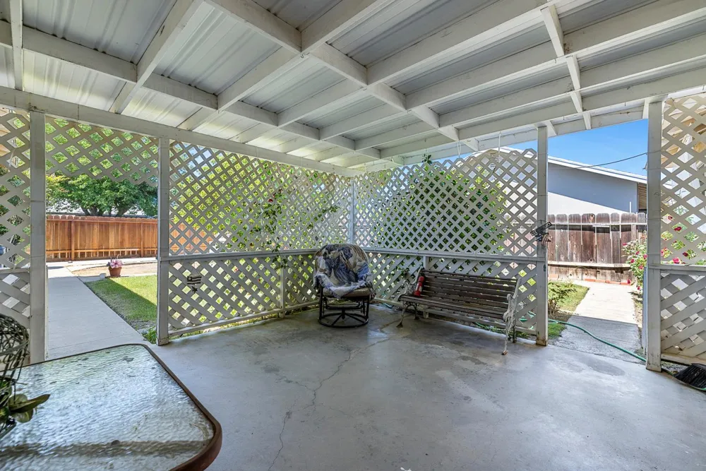 212 Cindy Lane Coalinga, CA 93210