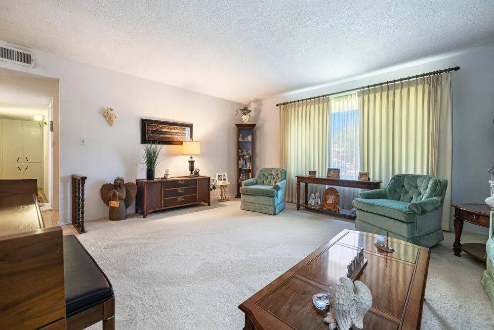 212 Cindy Lane Coalinga, CA 93210