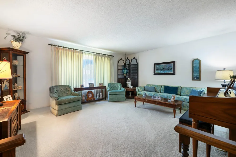 212 Cindy Lane Coalinga, CA 93210