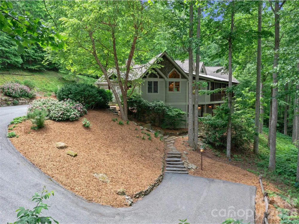 71 Chestnut Hill Road Spruce Pine, NC 28777