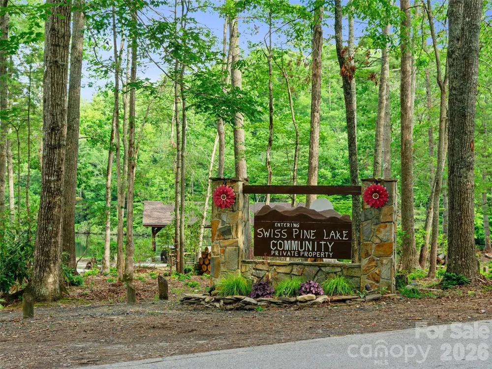 71 Chestnut Hill Road Spruce Pine, NC 28777