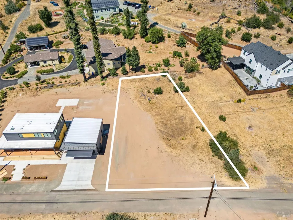 752 Sunnyside Road St. Helena, CA 94574