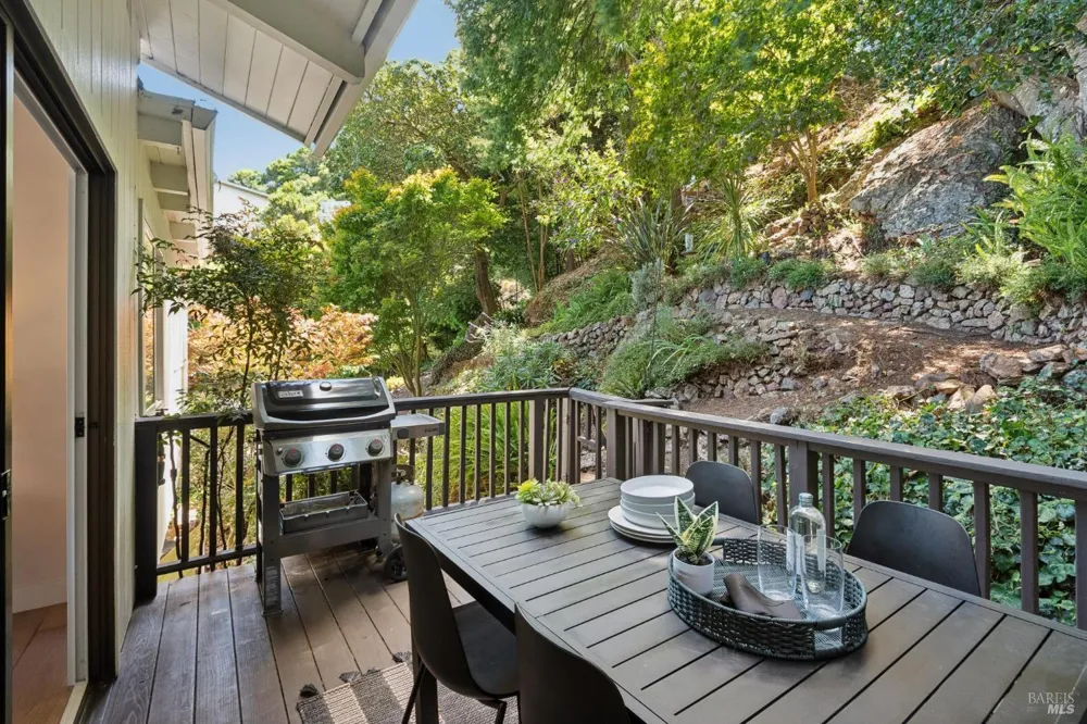 69 Crescent Avenue Sausalito, CA 94965