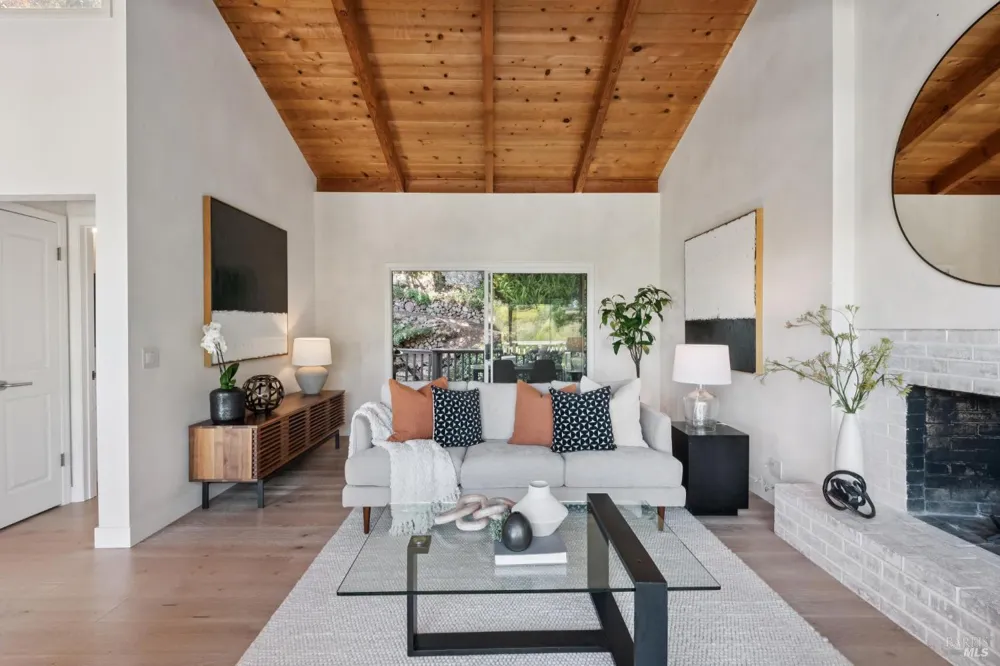 69 Crescent Avenue Sausalito, CA 94965