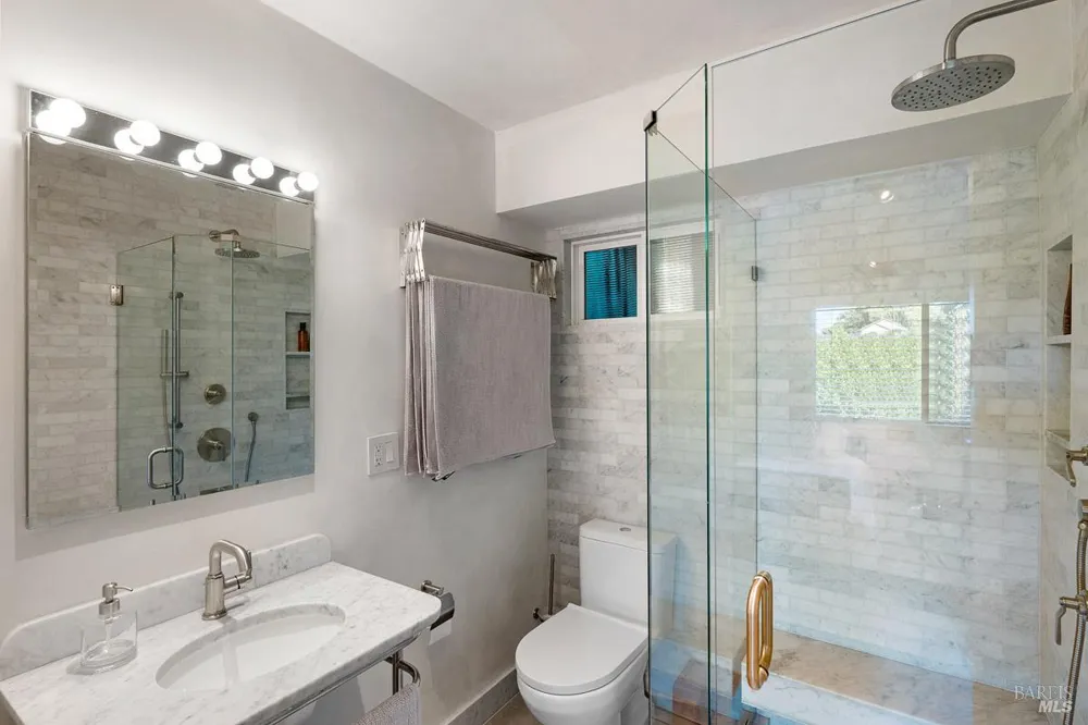 69 Crescent Avenue Sausalito, CA 94965