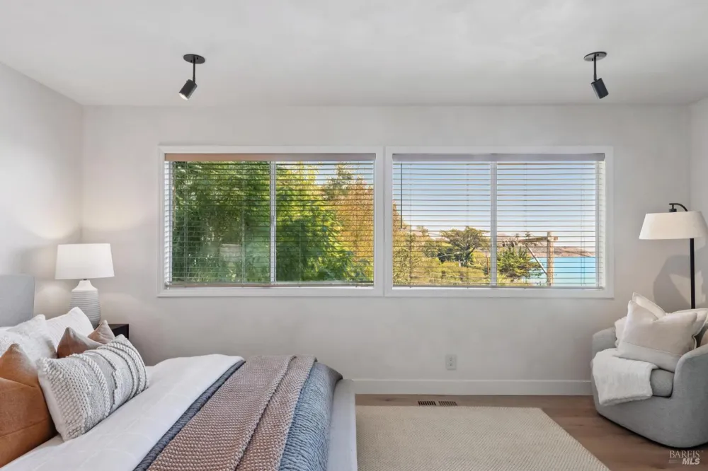 69 Crescent Avenue Sausalito, CA 94965