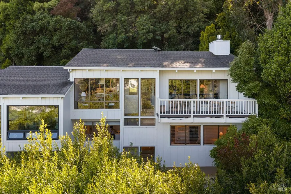 69 Crescent Avenue Sausalito, CA 94965