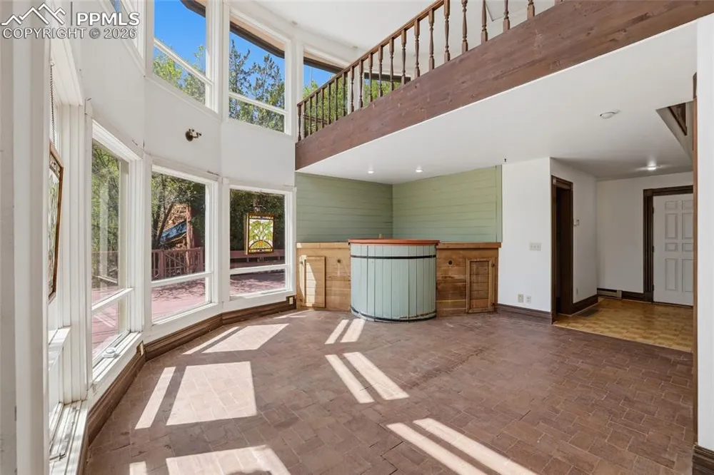 106 Waltham Avenue Manitou Springs, CO 80829