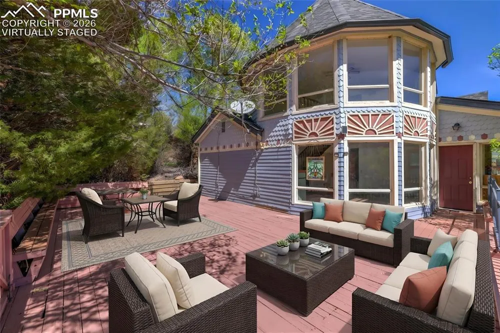 106 Waltham Avenue Manitou Springs, CO 80829