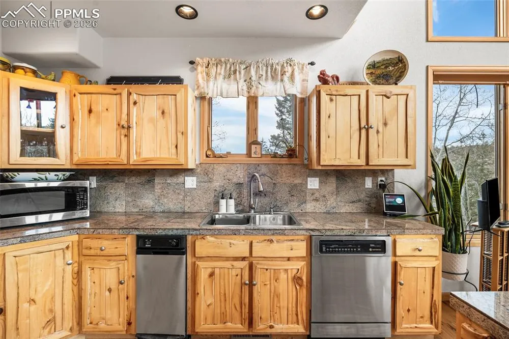 1996 Al Gulch Road Jefferson, CO 80456