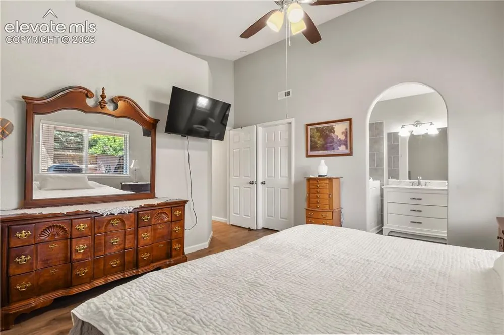 932 Pinecrest Drive Pueblo, CO 81005