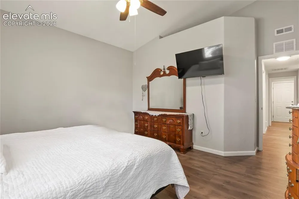 932 Pinecrest Drive Pueblo, CO 81005