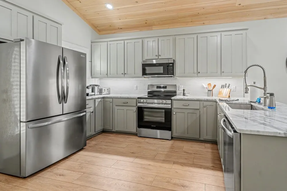 164 Acorn Lane Warne, NC 28909