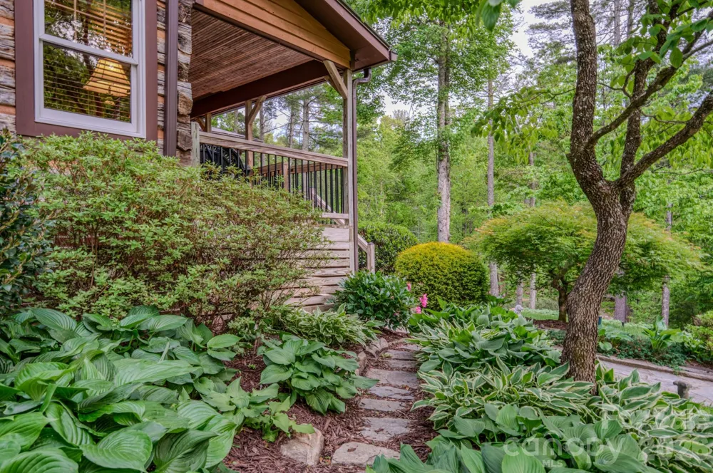 75 Old Gap Creek Road Fairview, NC 28730