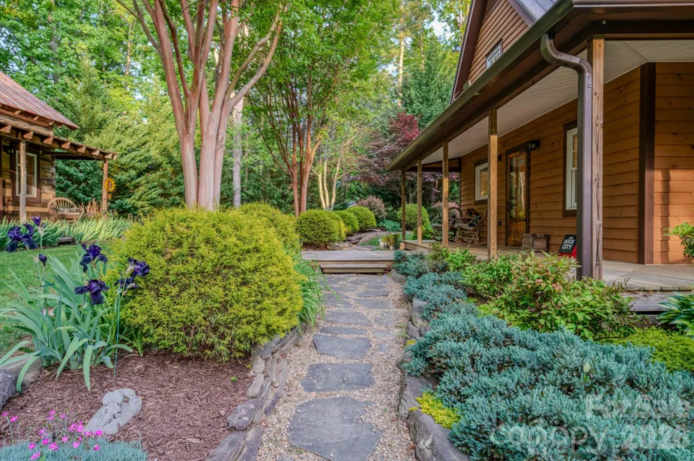 75 Old Gap Creek Road Fairview, NC 28730