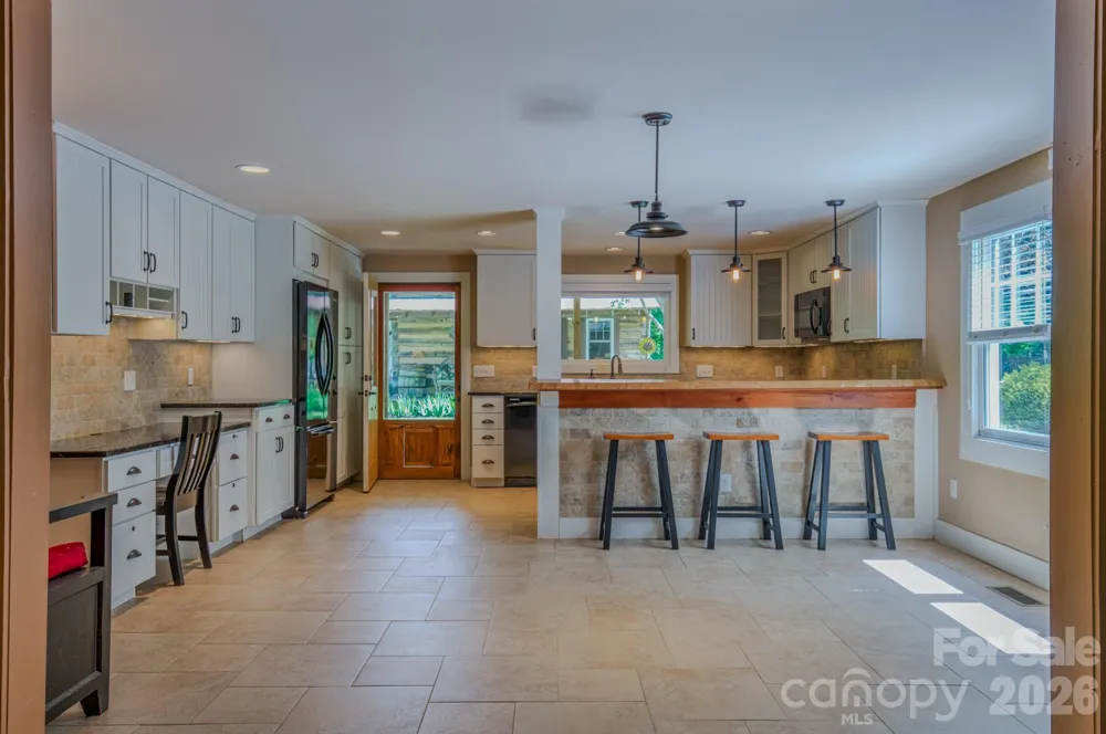 75 Old Gap Creek Road Fairview, NC 28730