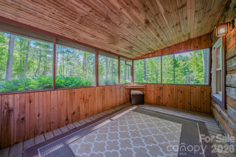 75 Old Gap Creek Road Fairview, NC 28730