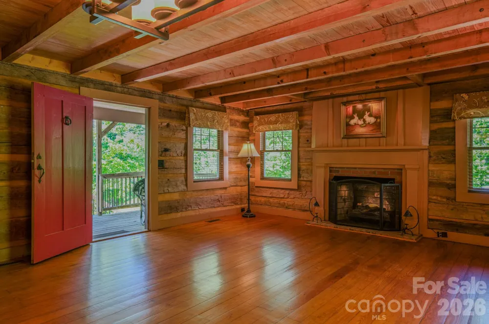 75 Old Gap Creek Road Fairview, NC 28730