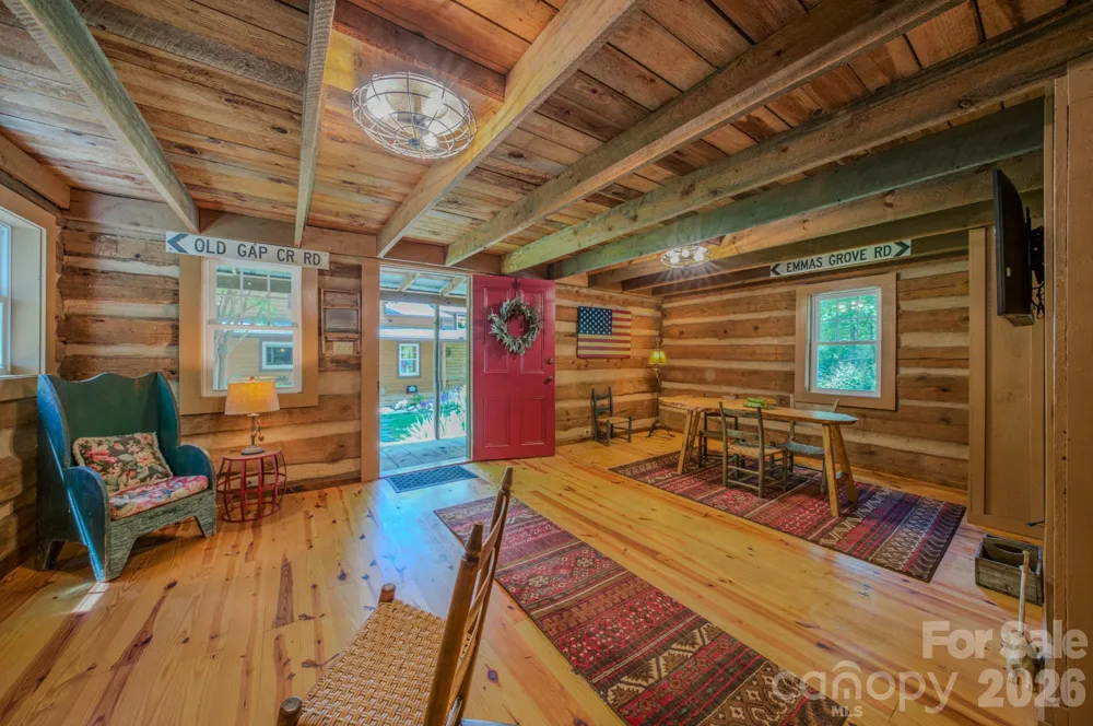 75 Old Gap Creek Road Fairview, NC 28730