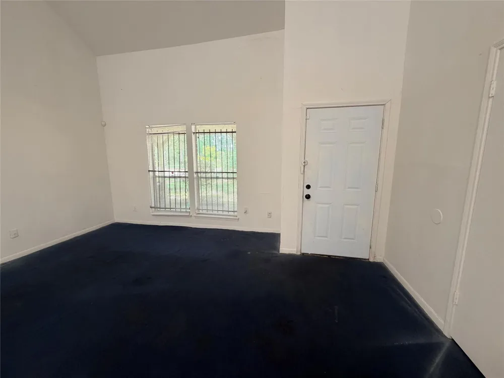 5602 Easthampton Drive #B Houston, TX 77039