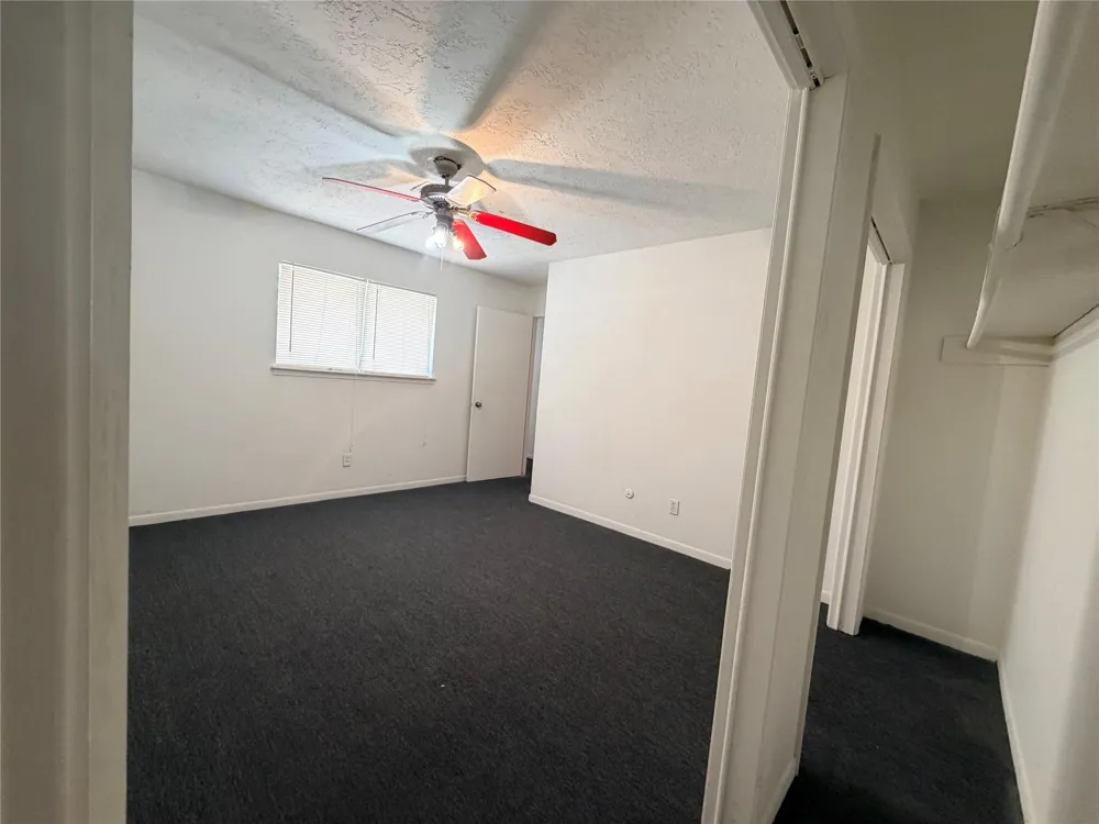 5602 Easthampton Drive #B Houston, TX 77039