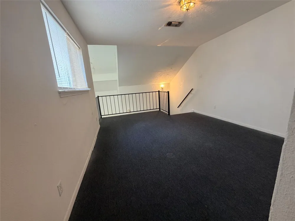 5602 Easthampton Drive #B Houston, TX 77039