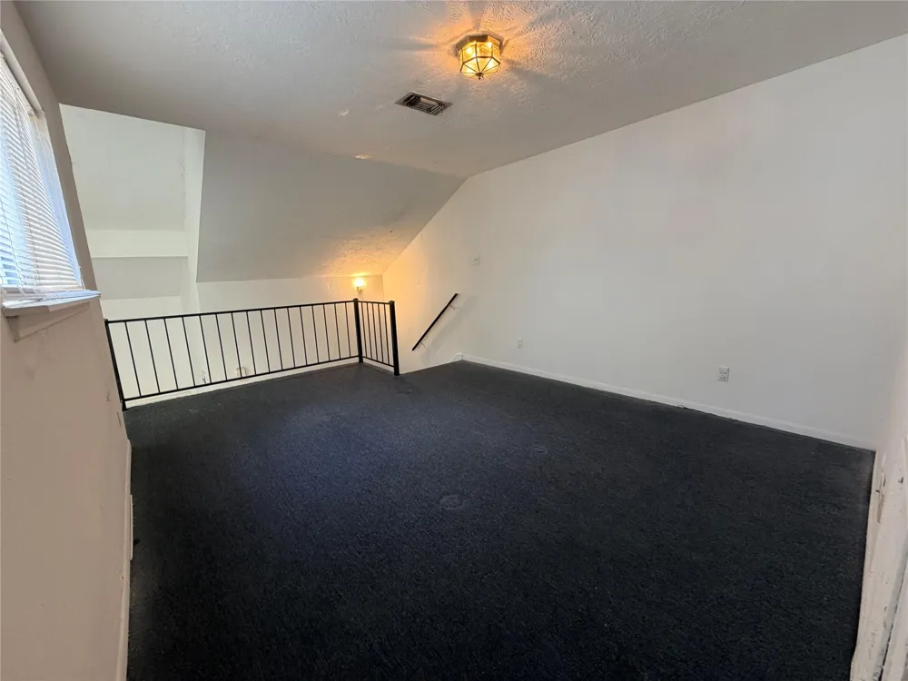 5602 Easthampton Drive #B Houston, TX 77039