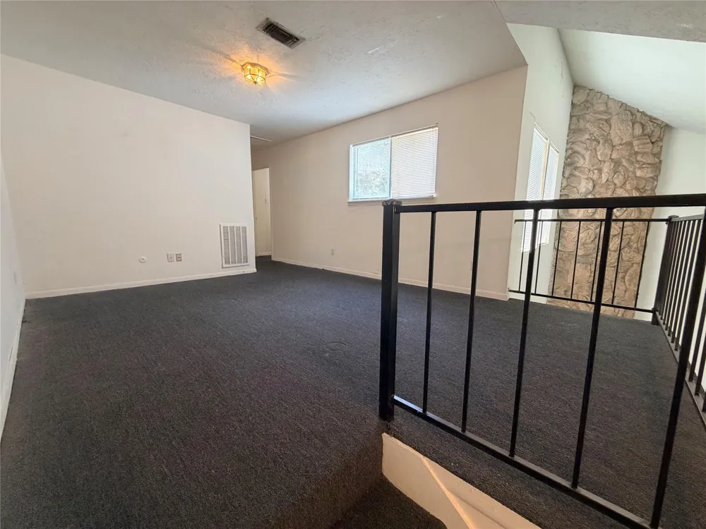 5602 Easthampton Drive #B Houston, TX 77039