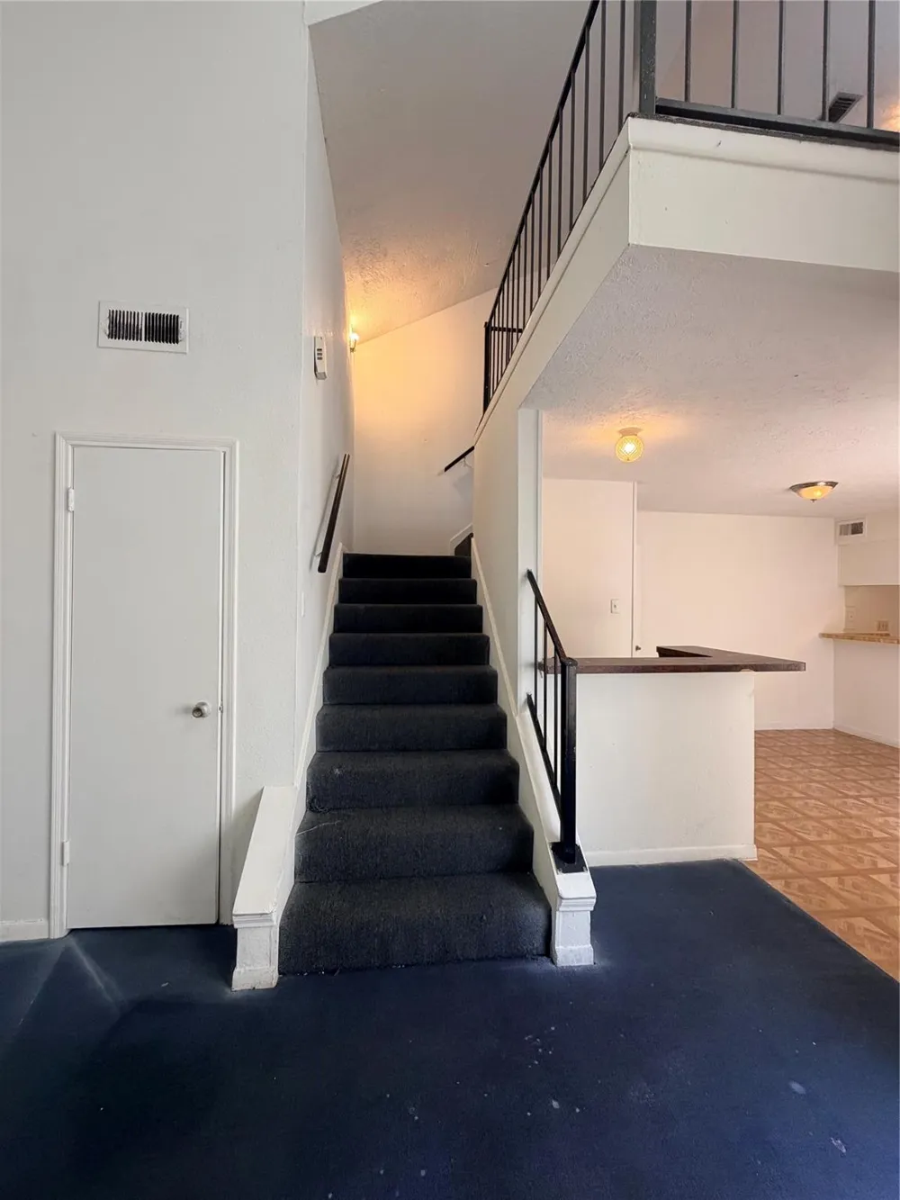 5602 Easthampton Drive #B Houston, TX 77039