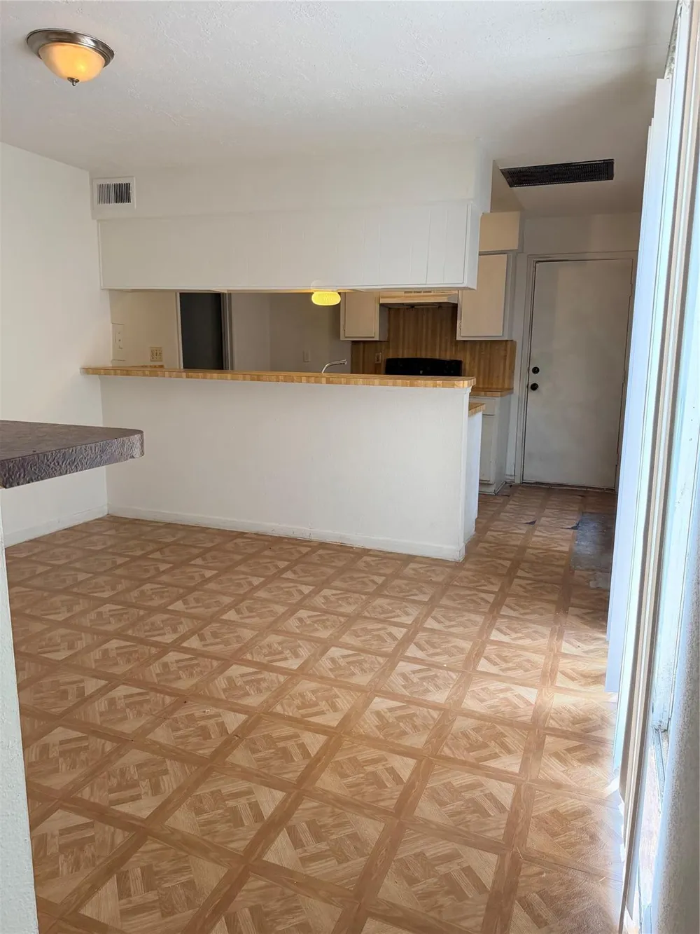 5602 Easthampton Drive #B Houston, TX 77039