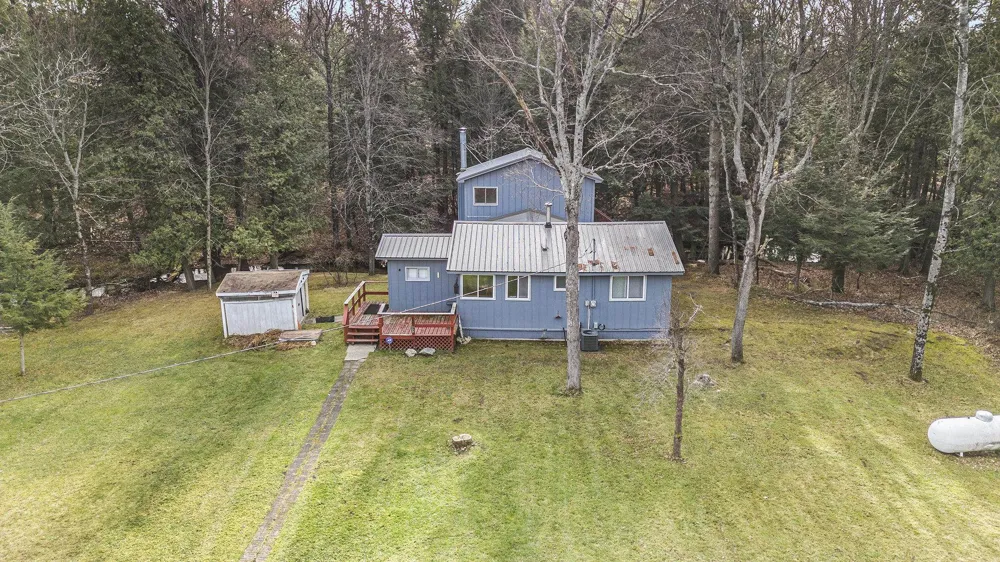 5489 S Kings Highway Cherry Valley Township, MI 49623