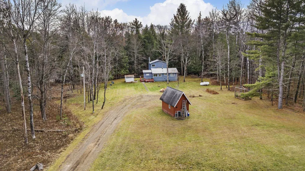 5489 S Kings Highway Cherry Valley Township, MI 49623