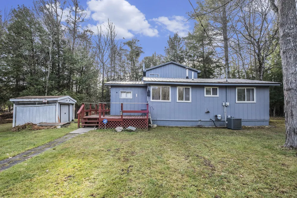 5489 S Kings Highway Cherry Valley Township, MI 49623