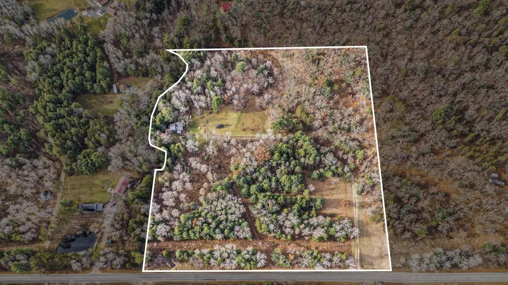5489 S Kings Highway Cherry Valley Township, MI 49623