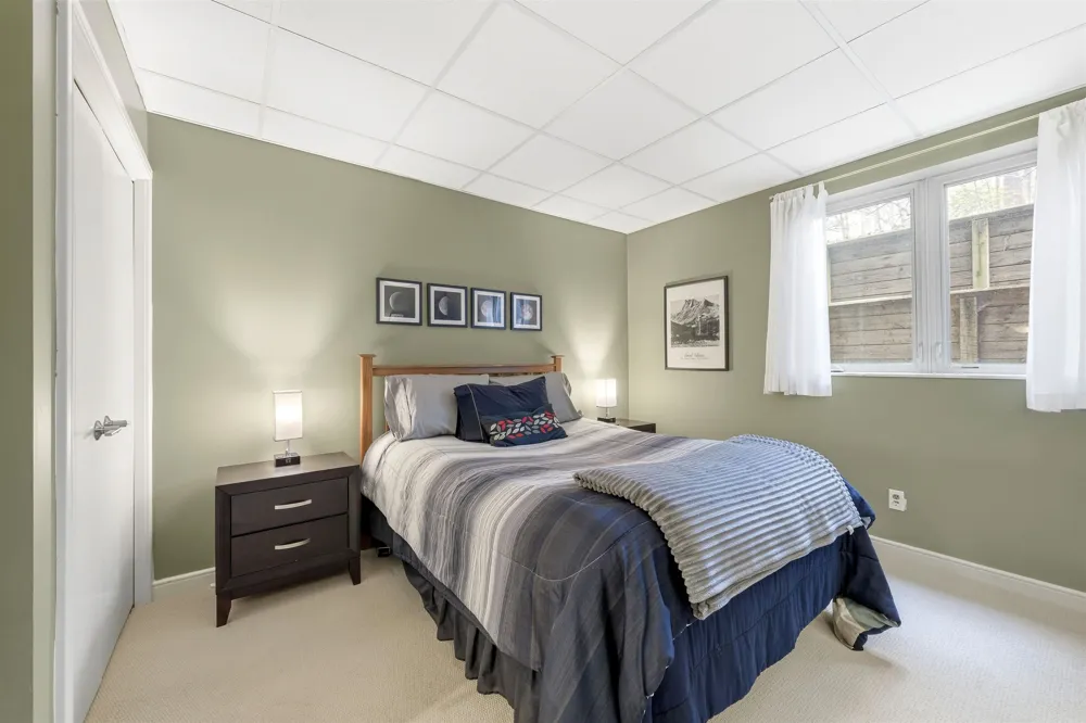 12055 S Woodwinds Circle Elmwood Charter Township, MI 49684