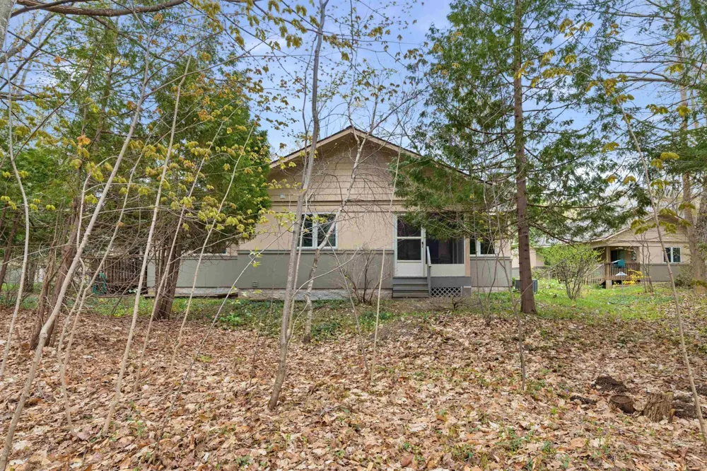 12055 S Woodwinds Circle Elmwood Charter Township, MI 49684