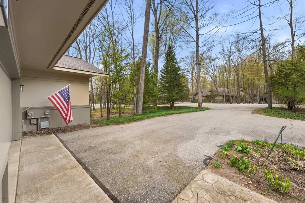 12055 S Woodwinds Circle Elmwood Charter Township, MI 49684