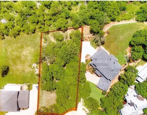 1128 Mallard Pointe Drive