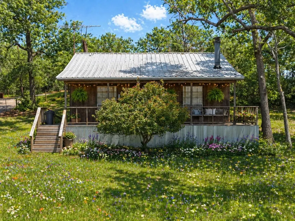 897 Lcr 902 Jewett, TX 75846
